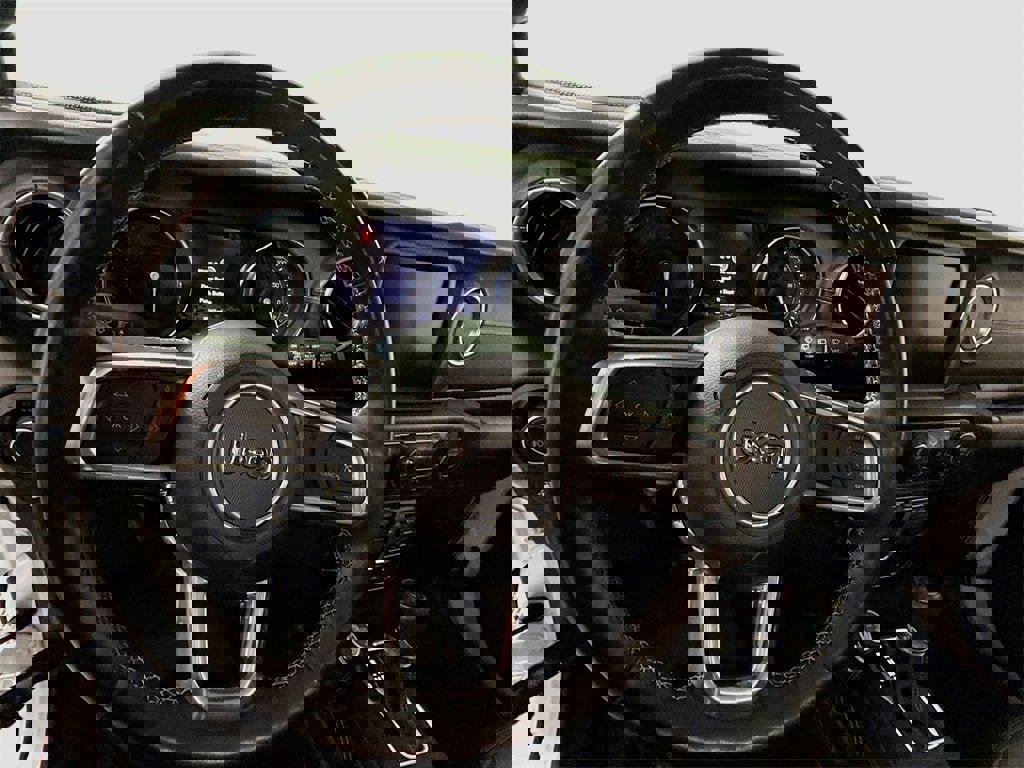 Used 2023 Jeep Wrangler Unlimited Sahara w/ Cold Weather Group image 5