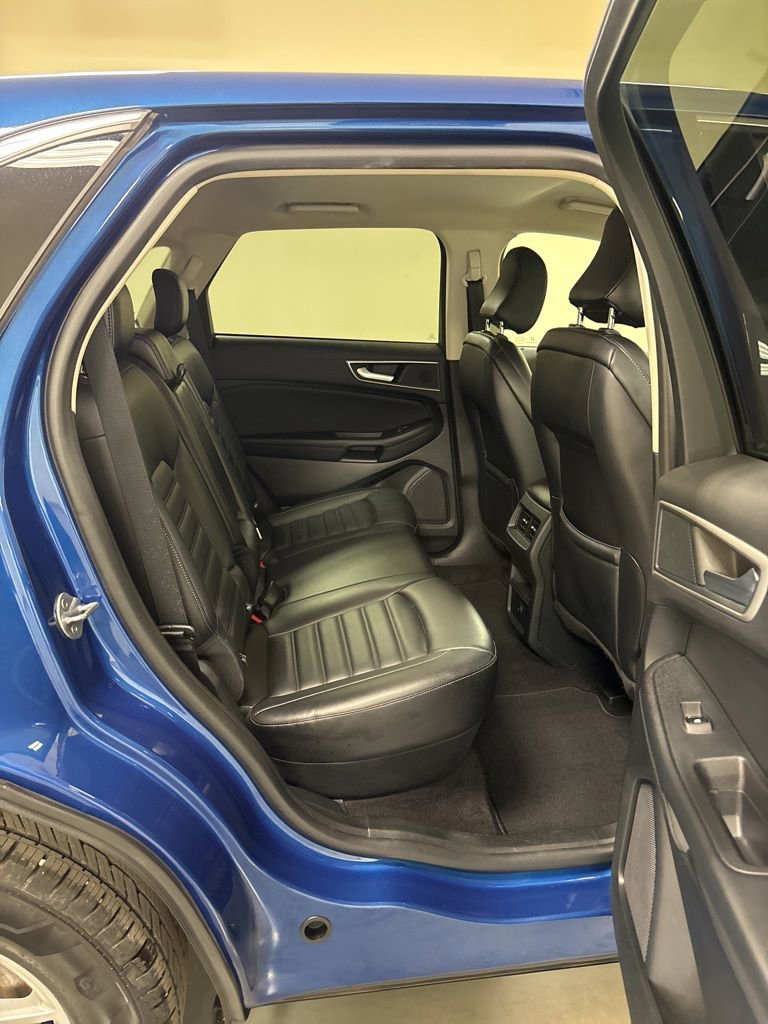 Used 2024 Ford Edge SEL AWD/4WD image 28