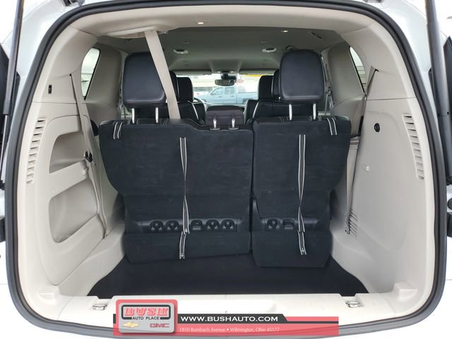 Used 2023 Chrysler Pacifica Touring-L image 7