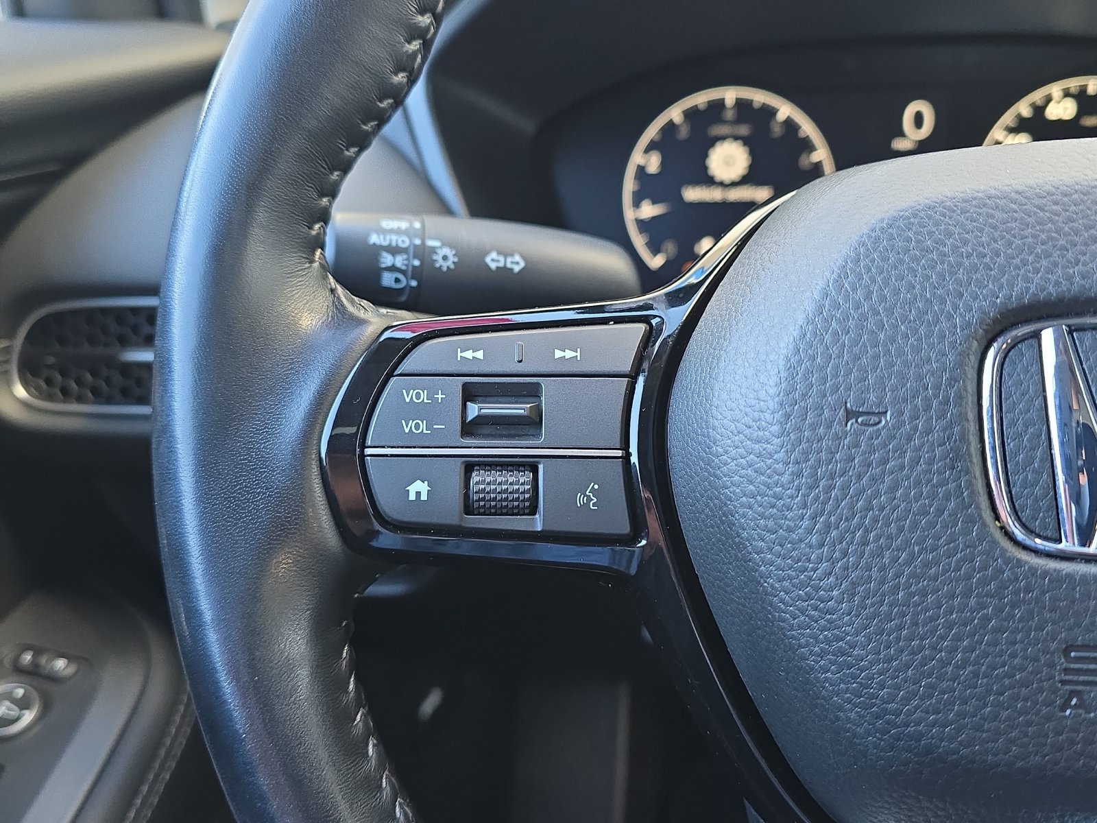 Certified 2026 Honda HR-V EX-L image 16