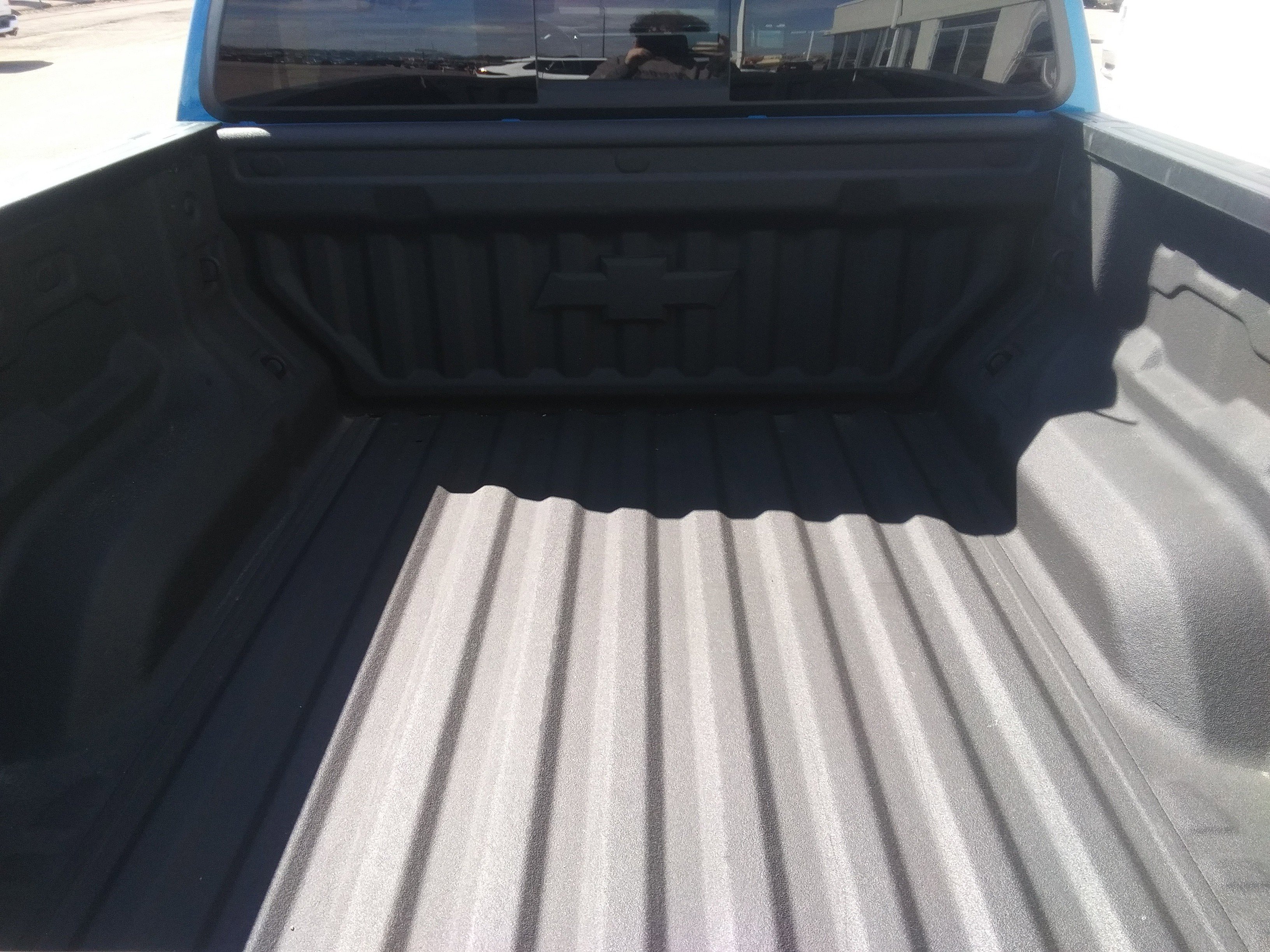 Used 2023 Chevrolet Colorado Trail Boss w/ Technology Package image 8