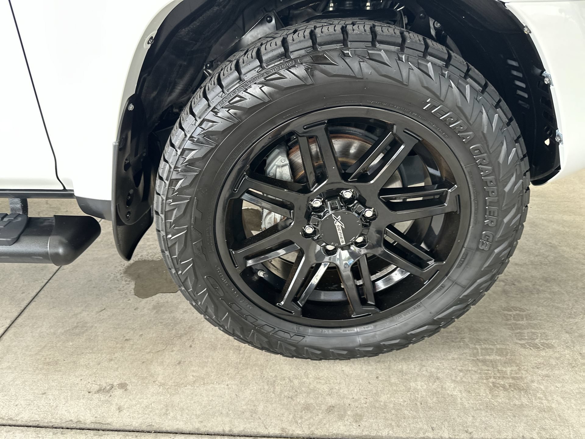 Used 2022 Toyota 4Runner SR5 Premium w/ Moonroof Package RWD image 31