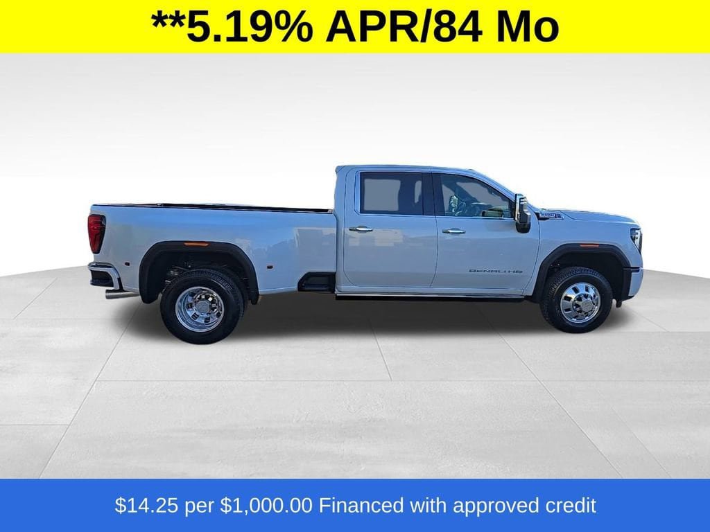 New 2026 GMC Sierra 3500 Denali w/ Denali Reserve Package AWD/4WD image 8