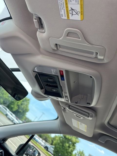 Used 2020 Subaru Forester Premium AWD/4WD image 11