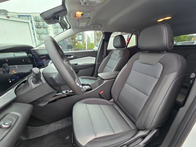 New 2026 Chevrolet Trax LT w/ Driver Confidence Package FWD image 21