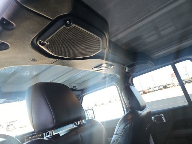 Used 2021 Jeep Wrangler Unlimited Sahara w/ Cold Weather Group image 24