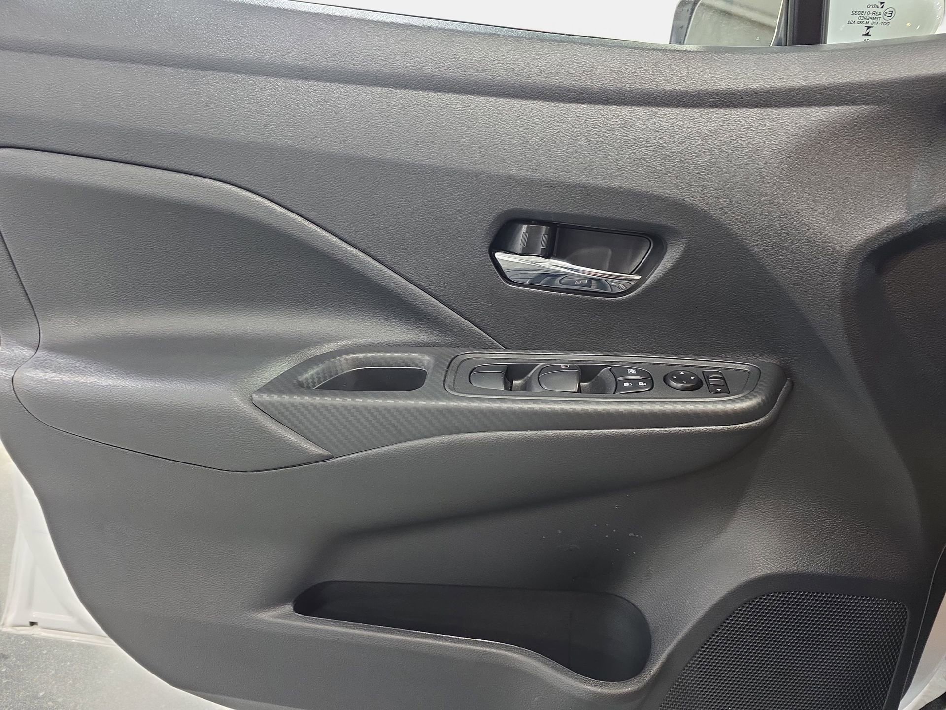 Certified 2025 Nissan Versa SV w/ Trunk Package image 25