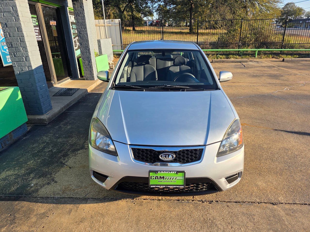 Used 2010 Kia Rio5 w/ Value Pkg FWD image 4