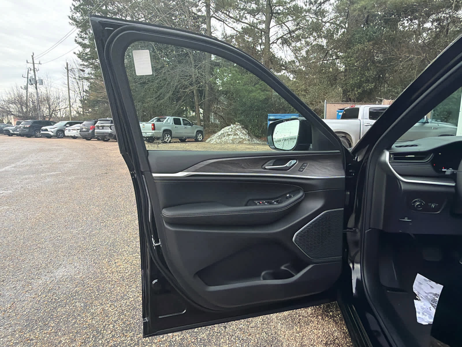 New 2026 Jeep Grand Cherokee Limited image 14