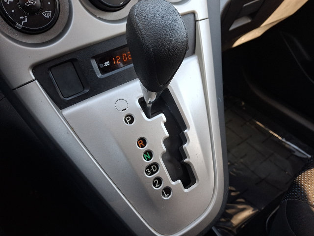 Used 2009 Toyota Matrix FWD image 15