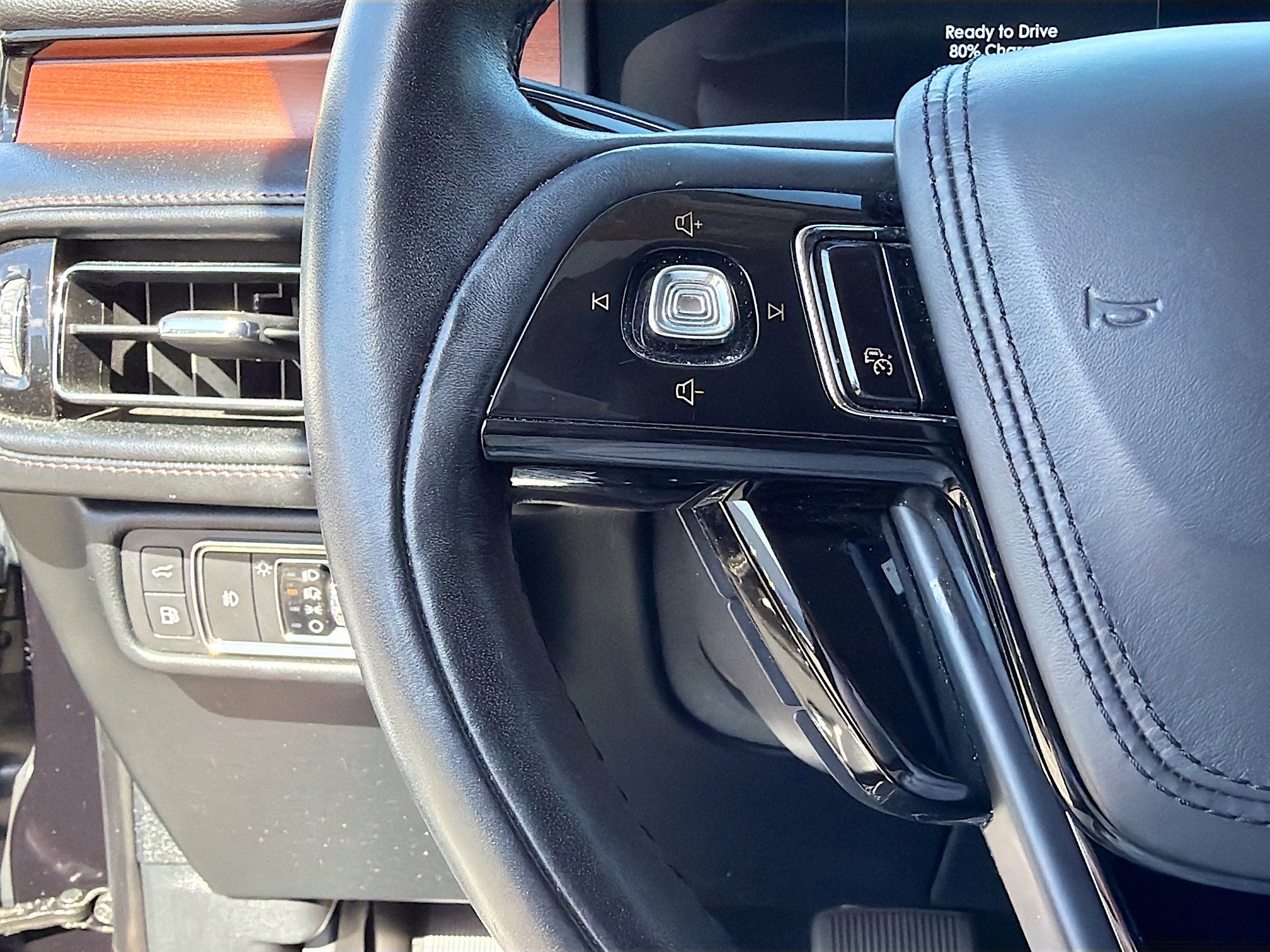 Used 2020 Lincoln Aviator Grand Touring w/ Equipment Group 302A image 38