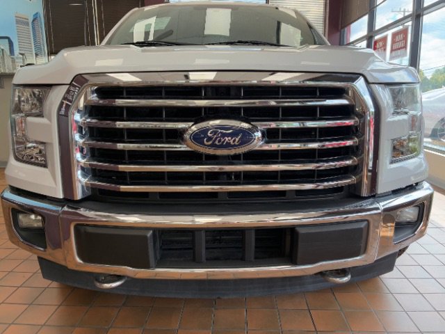 Used 2017 Ford F150 XLT w/ Equipment Group 302A Luxury AWD/4WD image 3
