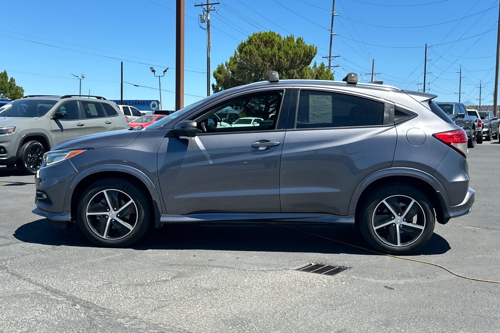 Used 2021 Honda HR-V Touring image 7