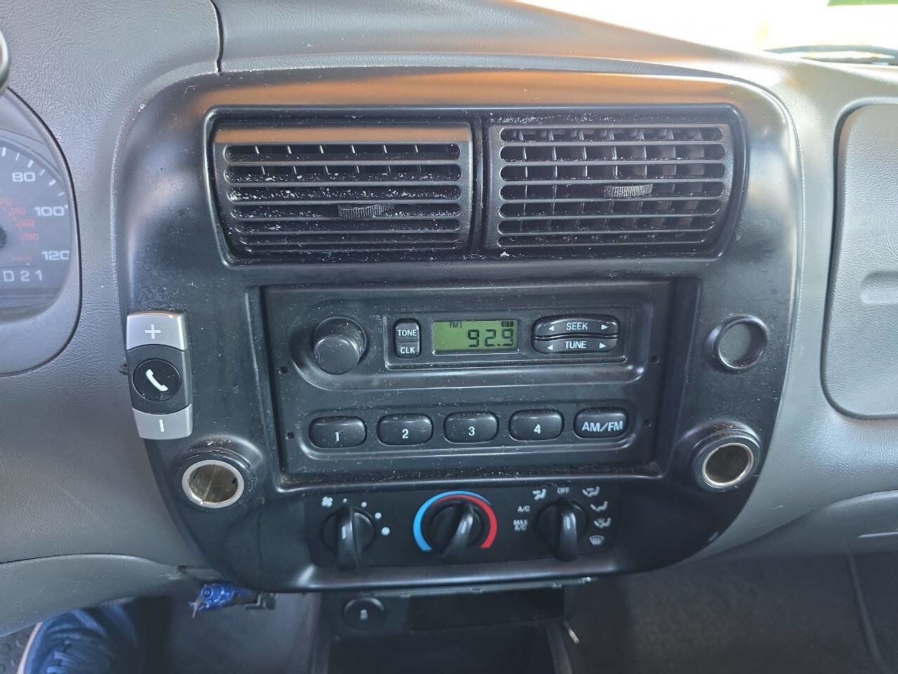 Used 2010 Ford Ranger XL image 15