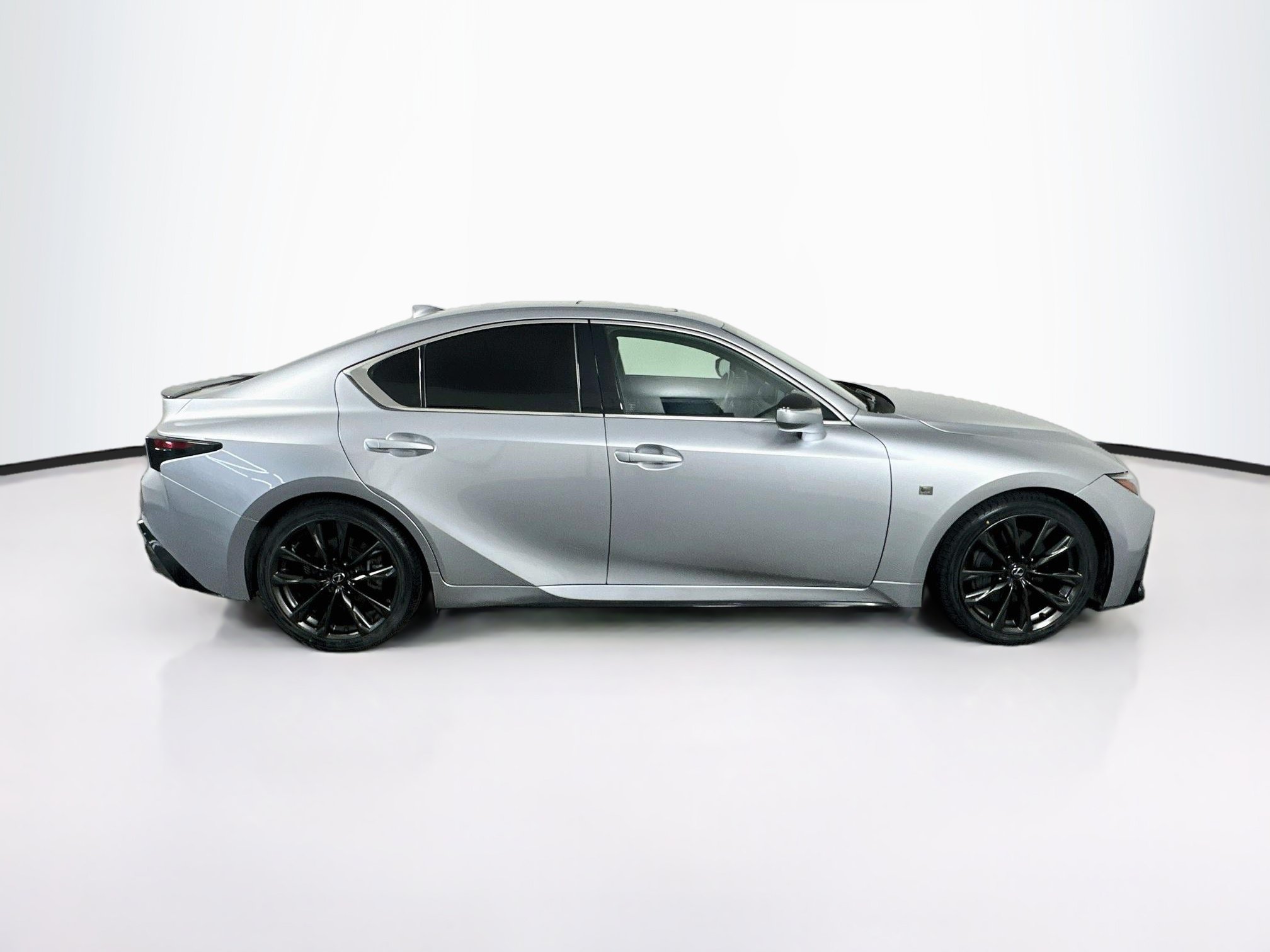 Used 2024 Lexus IS 350 F Sport RWD image 10