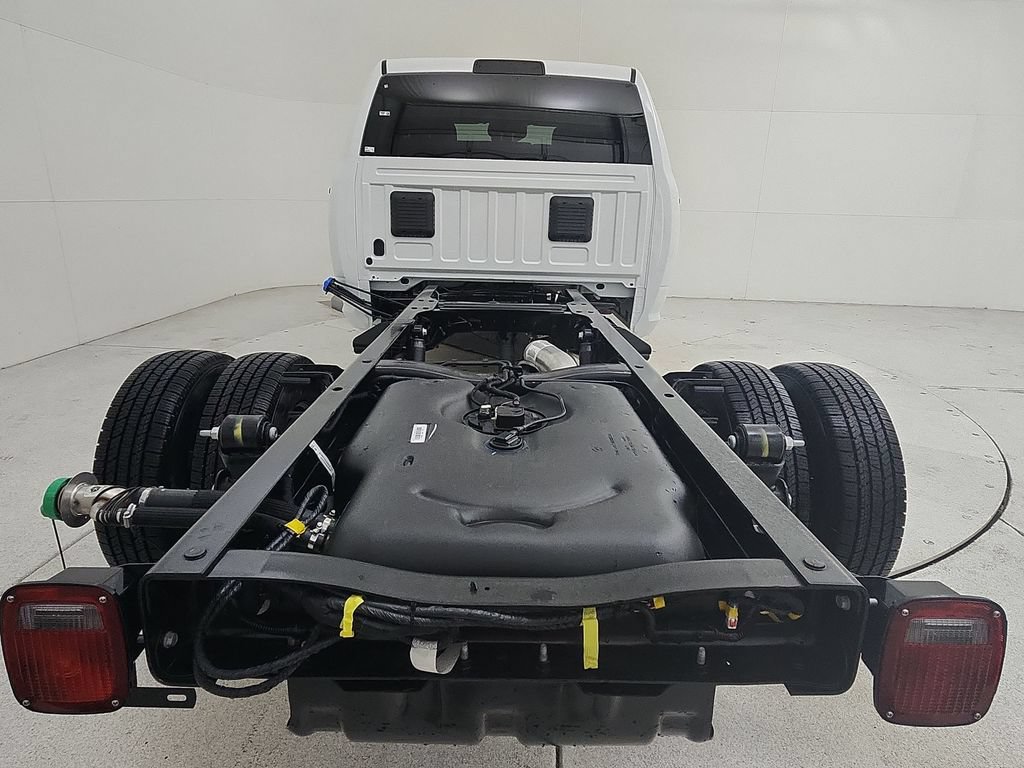 New 2026 RAM 3500 Tradesman w/ Chrome Appearance Group A AWD/4WD image 22