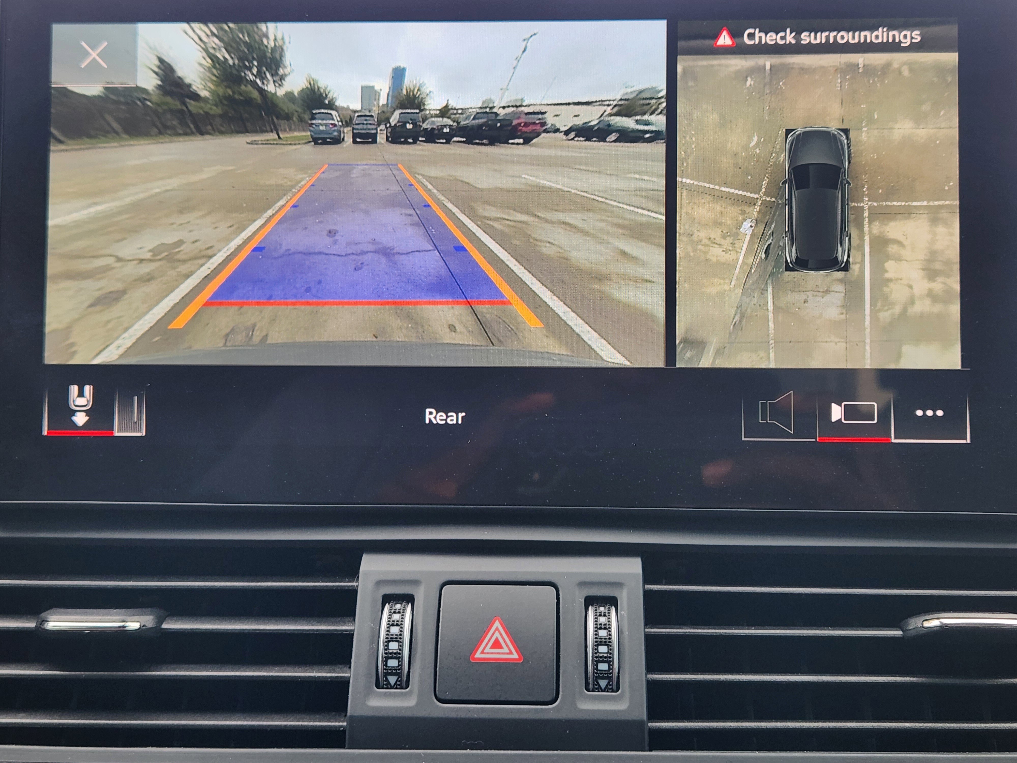 Used 2022 Audi SQ5 Premium Plus w/ Premium Plus Package image 18