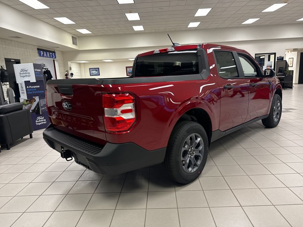 New 2025 Ford Maverick XLT w/ Equipment Group 302A AWD/4WD image 8