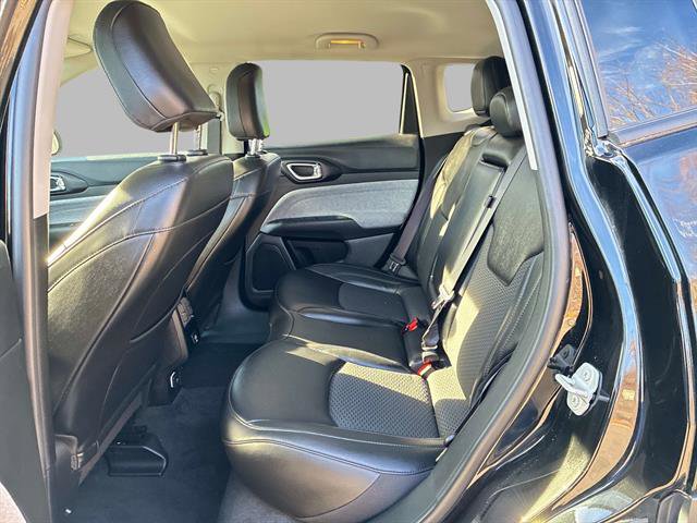 Certified 2022 Jeep Compass Latitude image 14