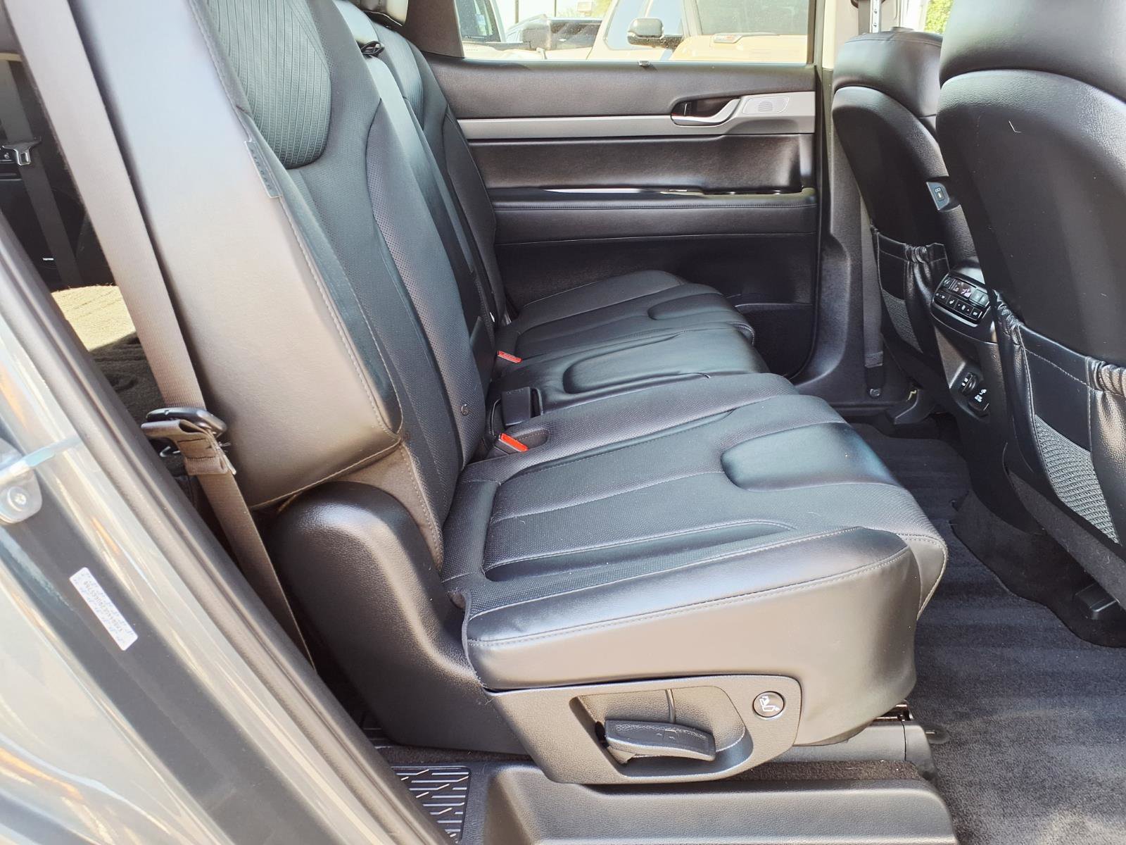 Used 2024 Hyundai Palisade SEL image 14