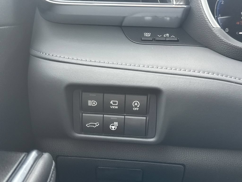 New 2026 Toyota Highlander Platinum AWD/4WD image 35