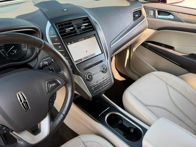 Used 2019 Lincoln MKC Reserve w/ MKC Climate Package AWD/4WD image 24