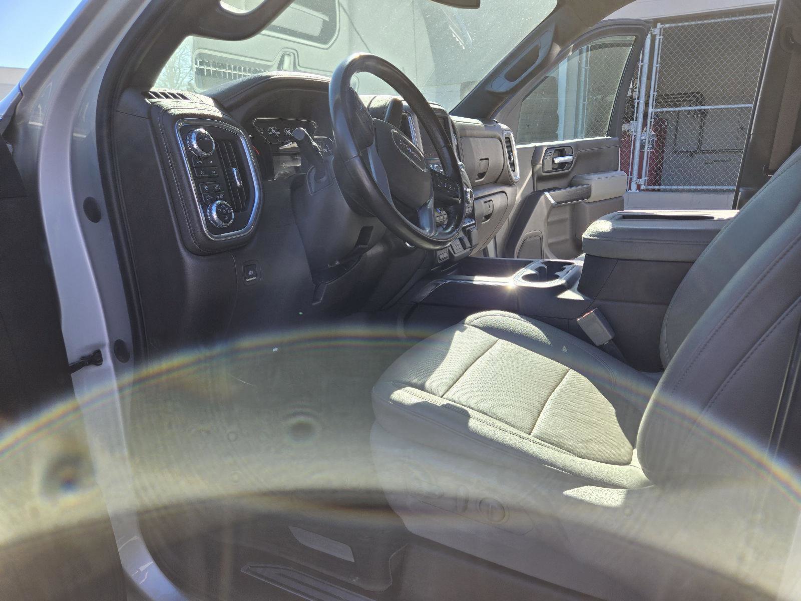 Used 2022 GMC Sierra 2500 SLT w/ SLT Convenience Package image 28