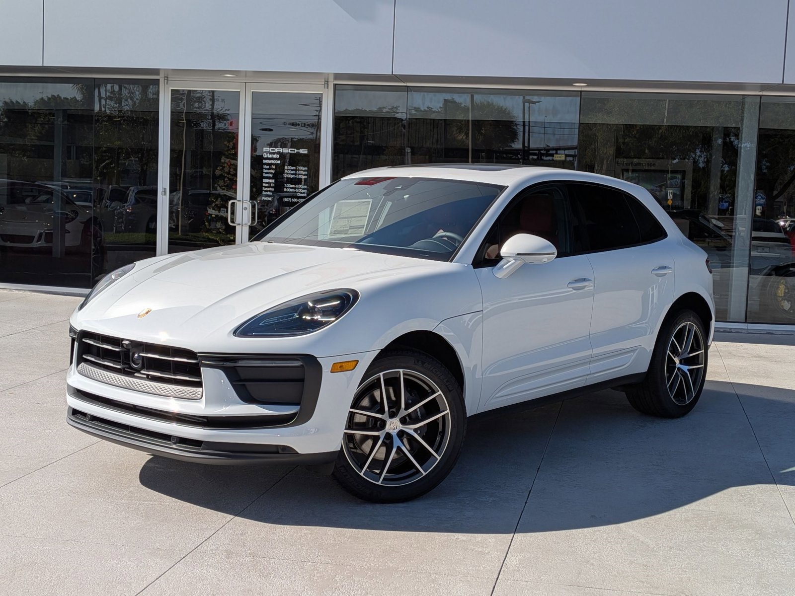 New 2026 Porsche Macan AWD/4WD image 1