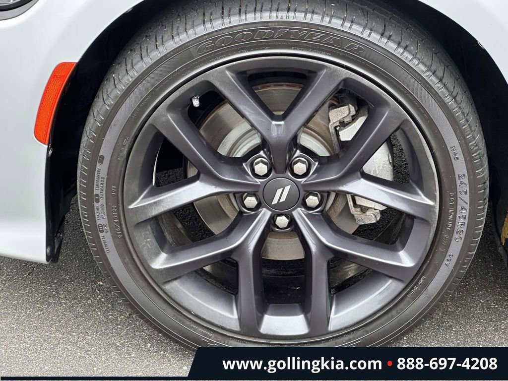 Used 2022 Dodge Charger R/T w/ Blacktop Package RWD image 7