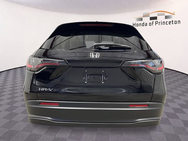 New 2027 Honda HR-V LX image 4