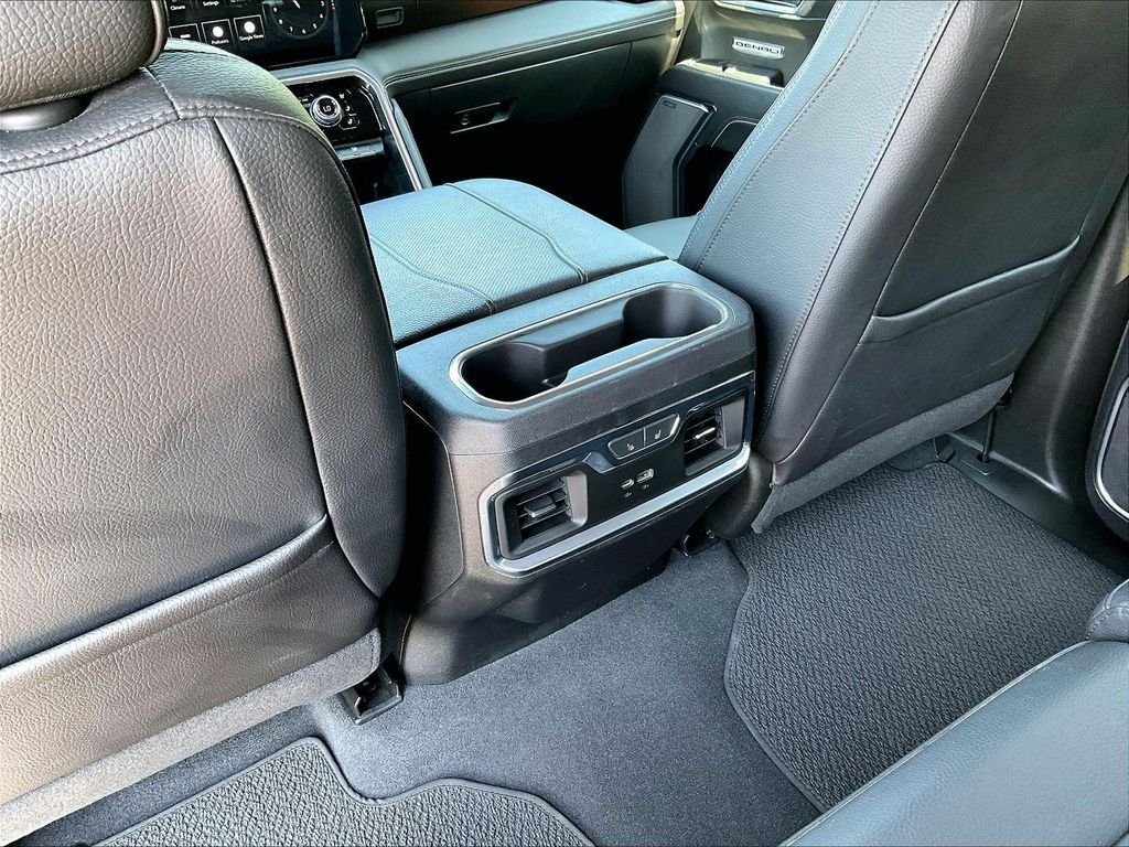 Used 2023 GMC Sierra 1500 Denali w/ Technology Package AWD/4WD image 28
