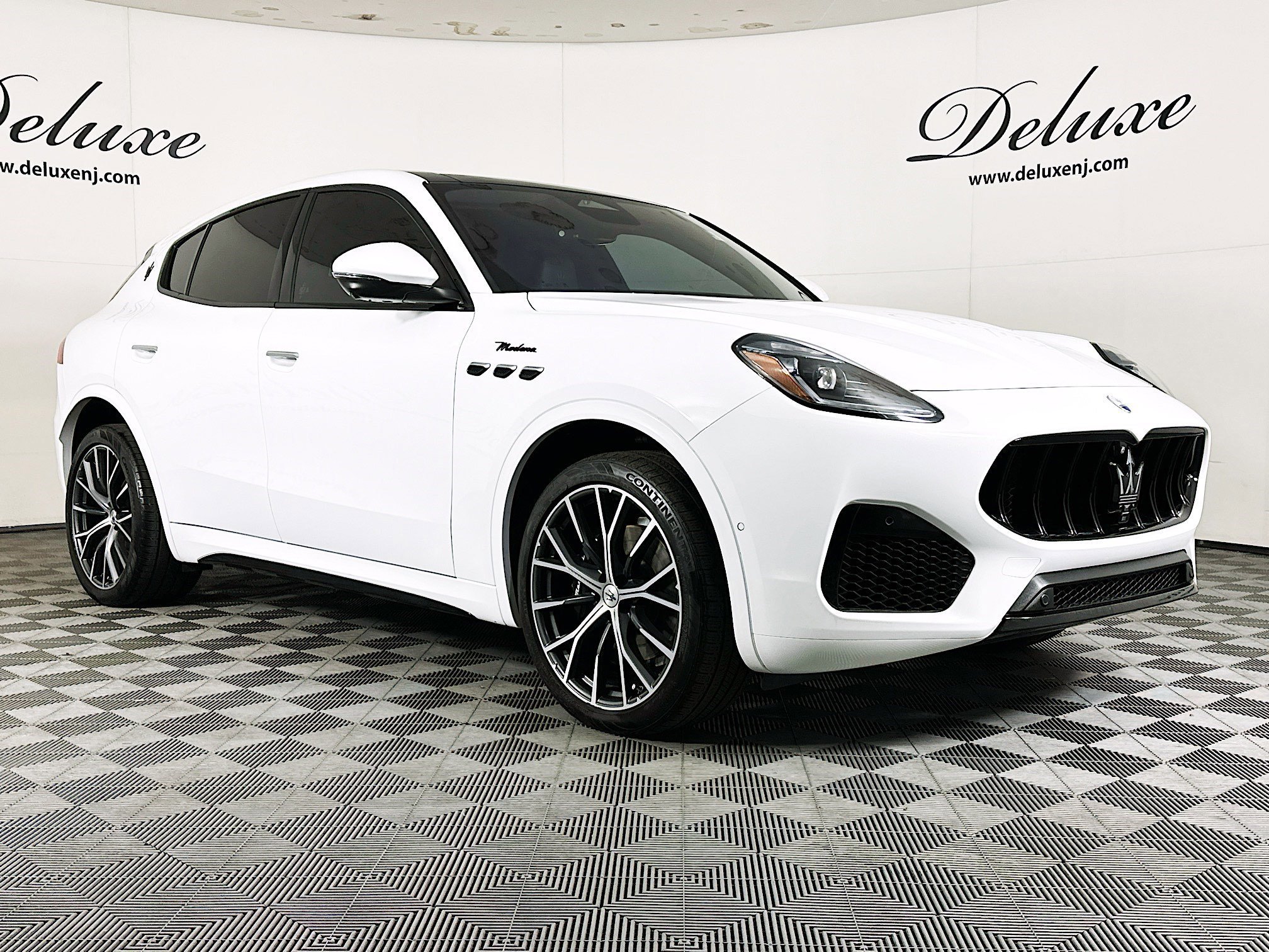 Used 2023 Maserati Grecale Modena image 1