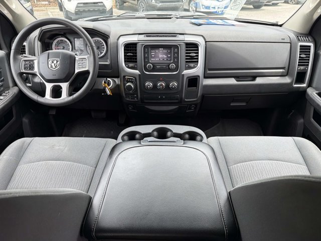 Used 2024 RAM 1500 Classic SLT AWD/4WD image 20