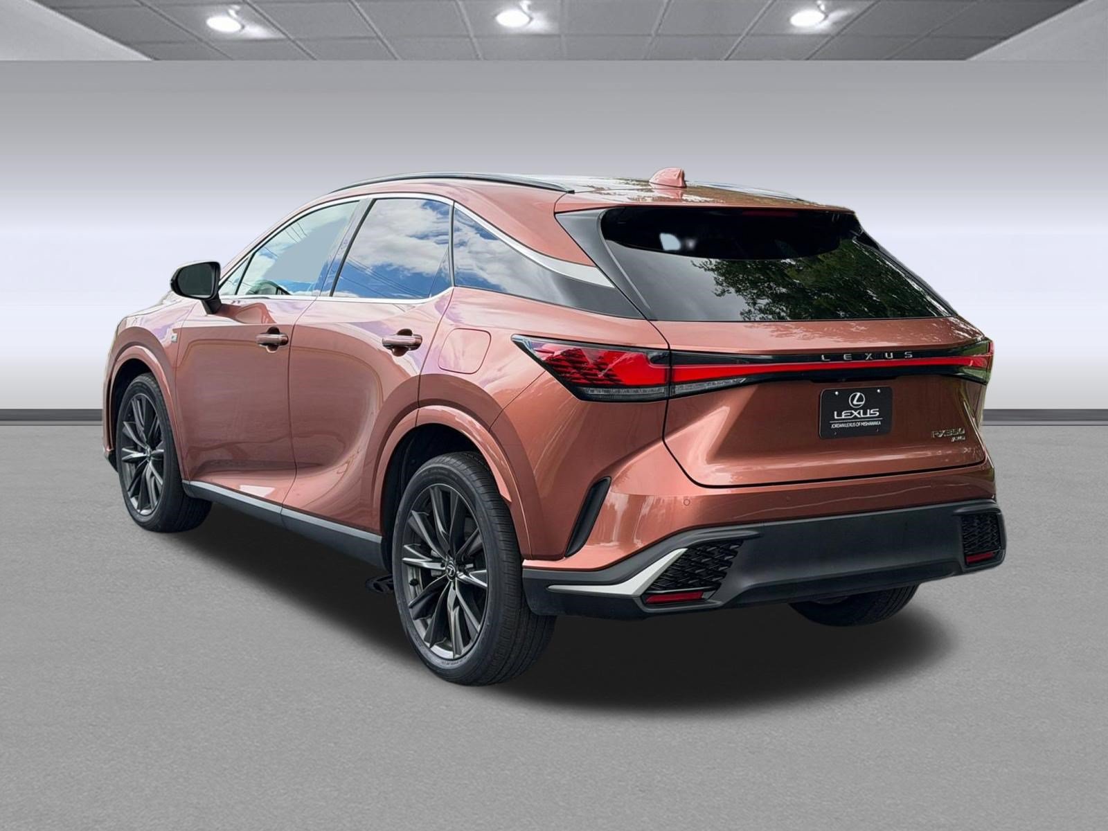 Certified 2024 Lexus RX 350 F Sport w/ Technology Package AWD/4WD image 3