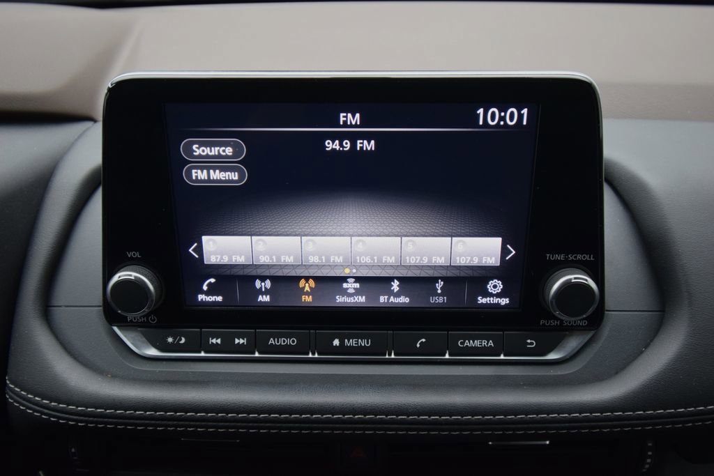 Used 2022 Nissan Rogue S image 17