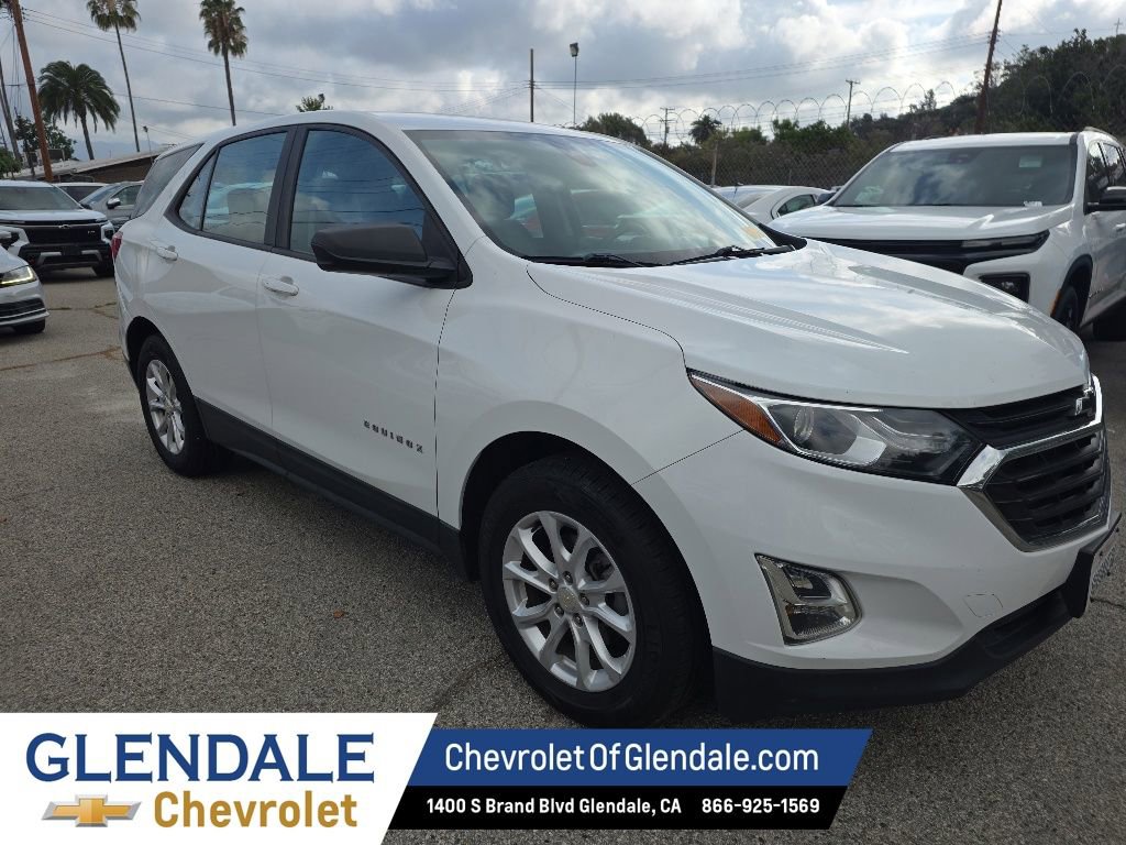 Used 2020 Chevrolet Equinox LS w/ LPO, Floor Liner Package FWD image 9