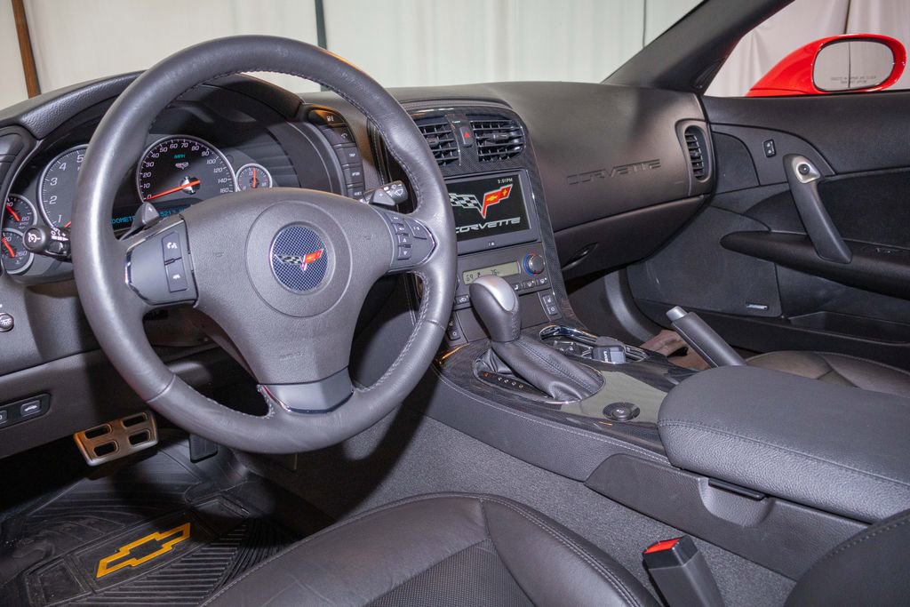 Used 2013 Chevrolet Corvette Coupe w/ 3LT Preferred Equipment Group image 18