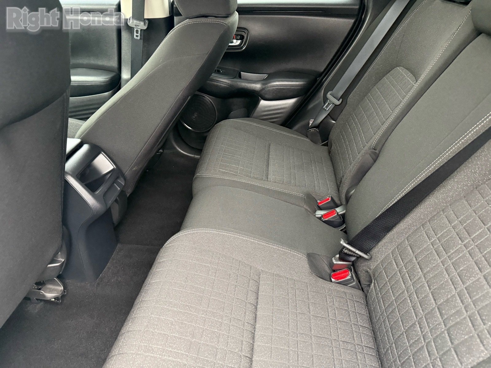 Used 2023 Honda HR-V LX image 26