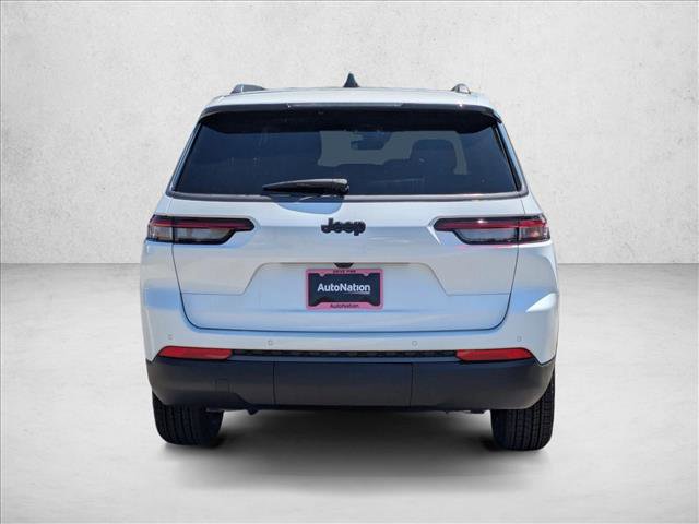 New 2026 Jeep Grand Cherokee L 2WD image 8
