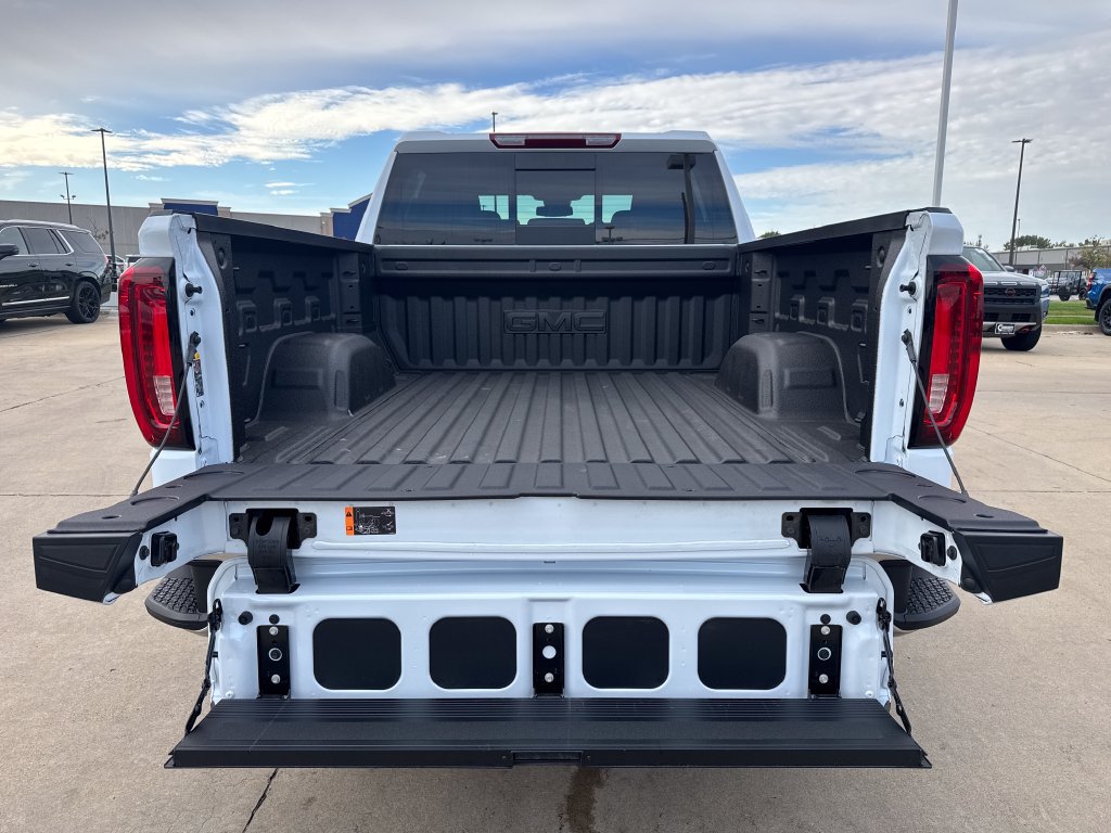 New 2026 GMC Sierra 1500 SLT w/ SLT Convenience Package AWD/4WD image 12