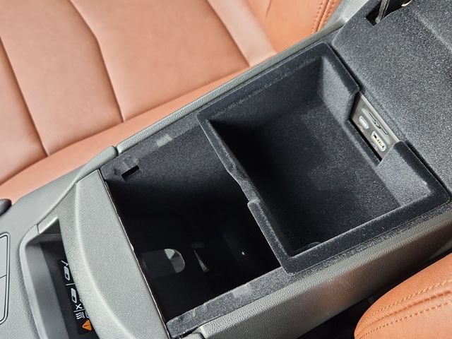 New 2025 Cadillac XT5 Premium Luxury w/ Technology Package AWD/4WD image 19