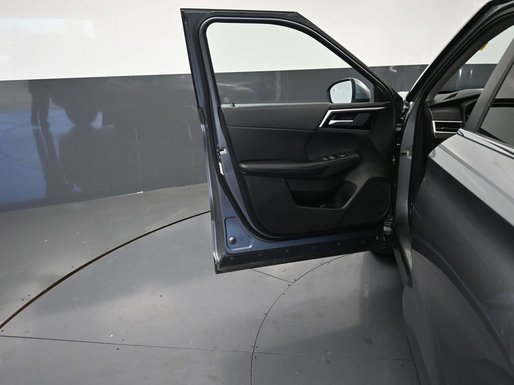 Used 2024 Mitsubishi Outlander SE image 25