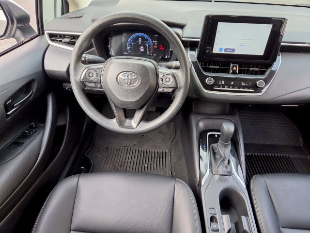 Used 2026 Toyota Corolla LE FWD image 13