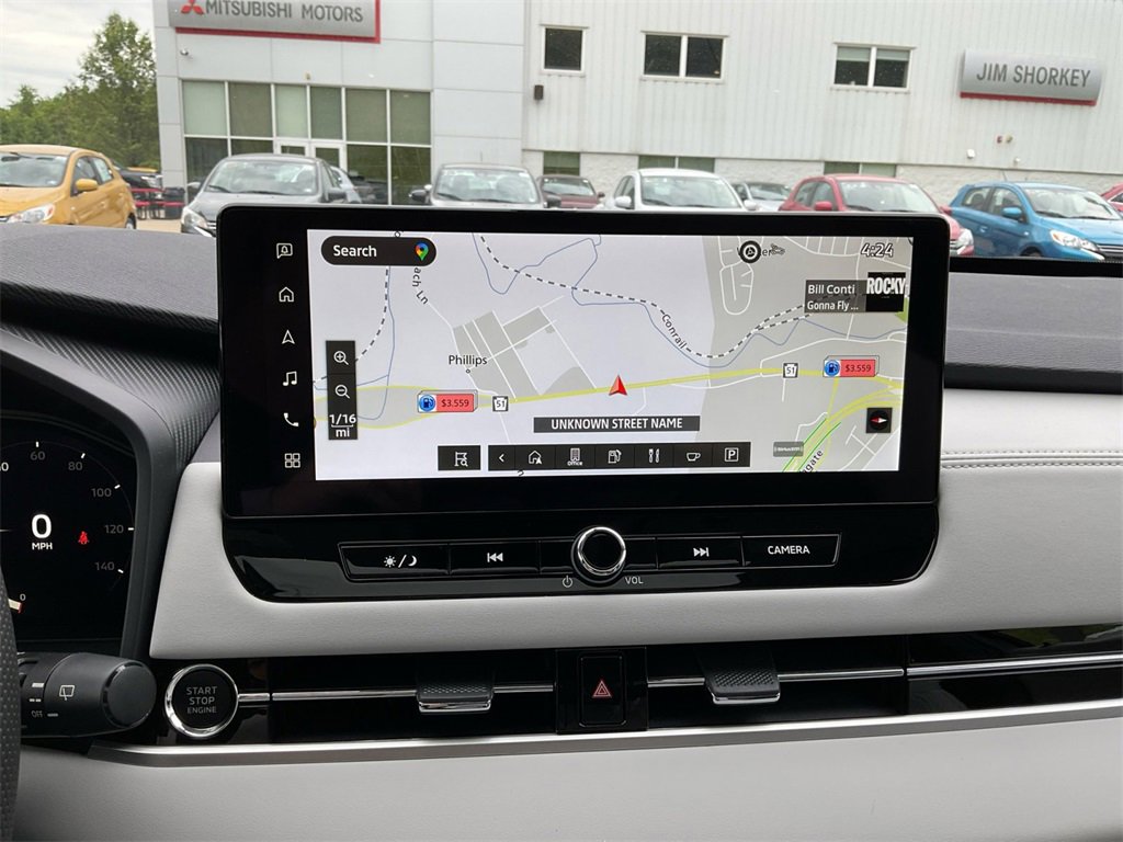 New 2025 Mitsubishi Outlander SE image 19