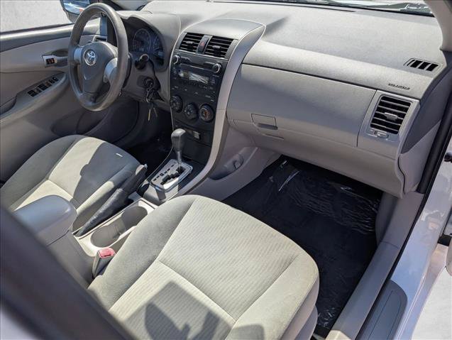 Used 2010 Toyota Corolla LE FWD image 19