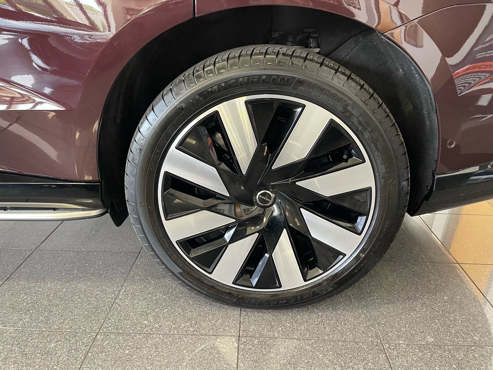 Used 2025 Volvo EX90 Ultra AWD/4WD image 21
