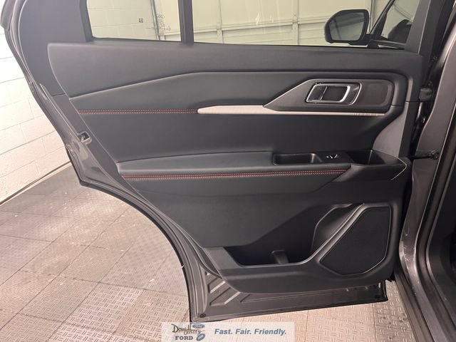 Used 2025 Ford Explorer ST-Line w/ Premium Package RWD image 29