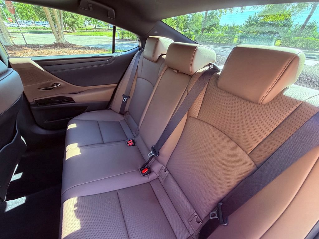 Certified 2025 Lexus ES 350 w/ Premium Package FWD image 14