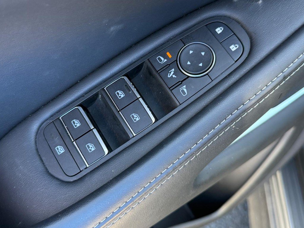Used 2026 INFINITI QX60 Luxe w/ Family Package AWD/4WD image 17