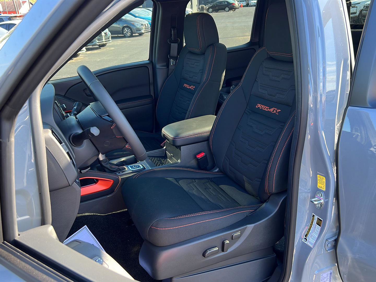 New 2026 Nissan Frontier PRO-4X w/ Pro-4x Convenience Package image 15